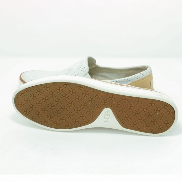 Ugg Adley Women's Perforated Beige Suede Sneakers Comfort Slip On Shoes Size 7 - Picture 4 of 4